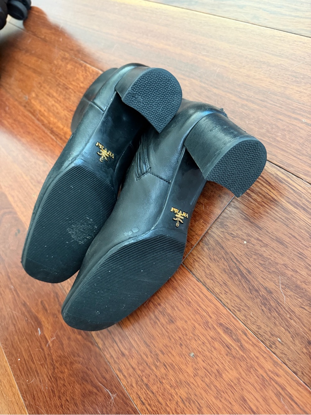 PRADA LEATHER BOOTIES - Picture 5 of 9